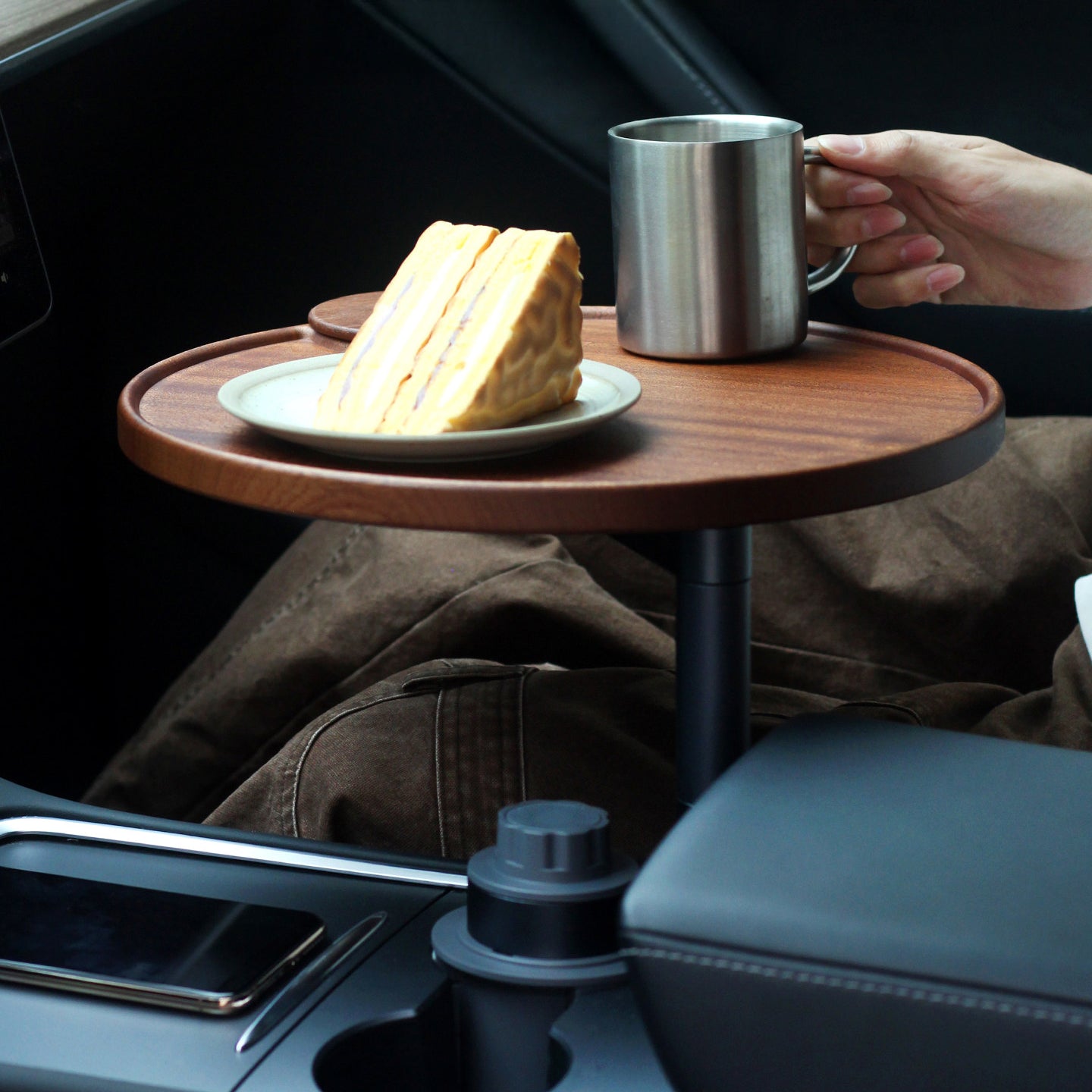 Solid Wood Floating Table for Tesla's Front and Rear Cup Holders