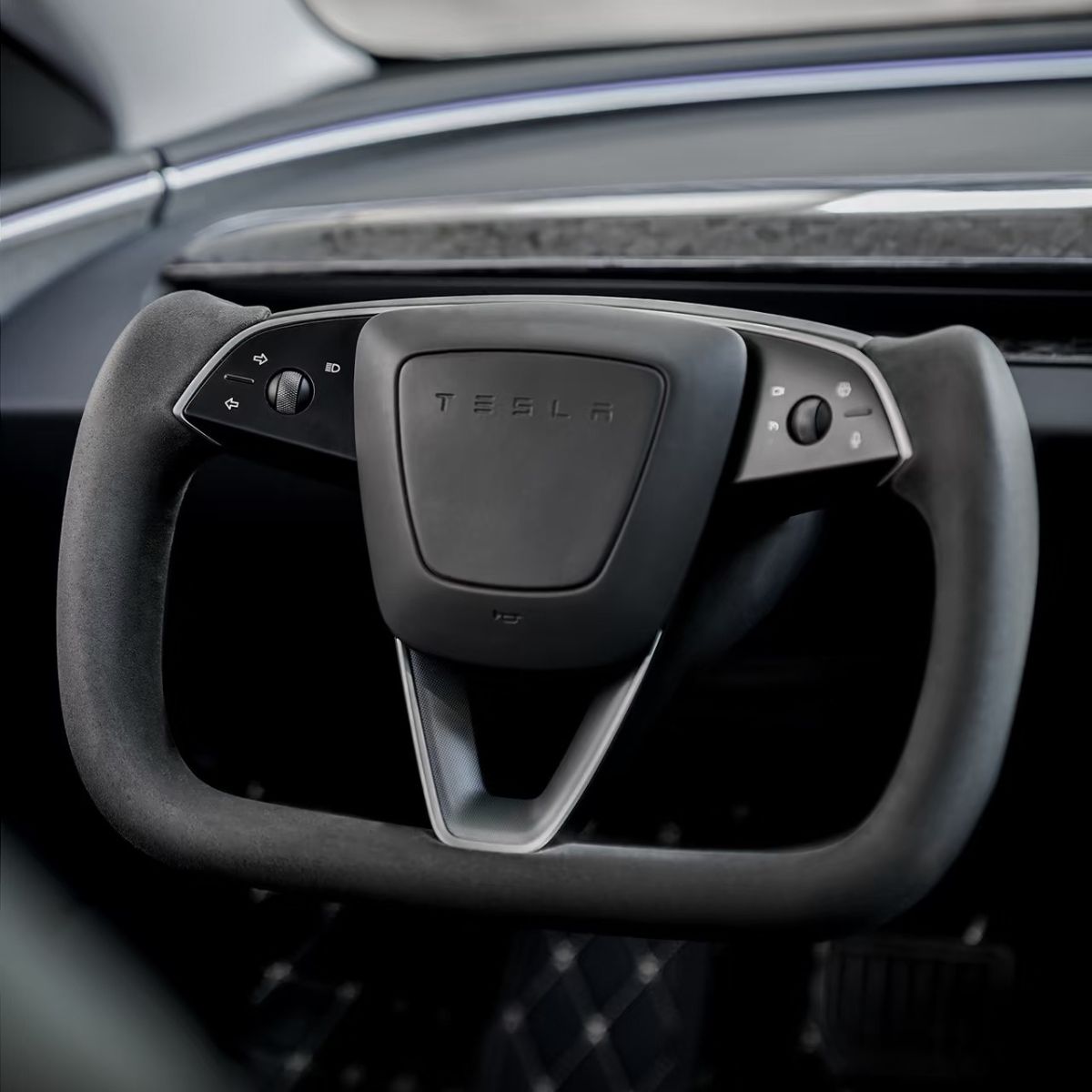 Alcantara Yoke Steering Wheel for Model 3 Highland/Model Y Juniper