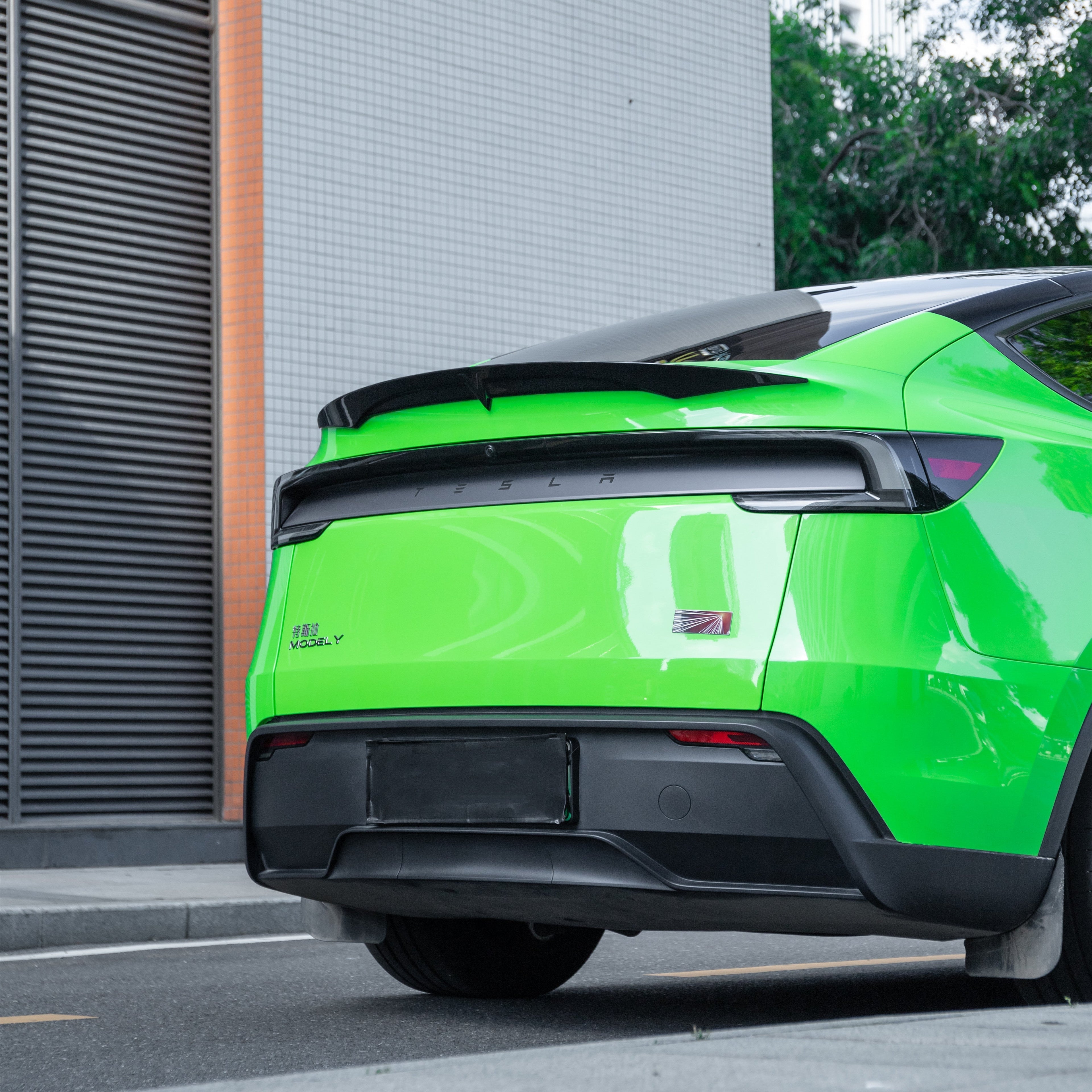 Sport Style ABS Plastic Rear Spoiler Wing for Model Y 2020+ | Aerodynamic Performance Upgrade