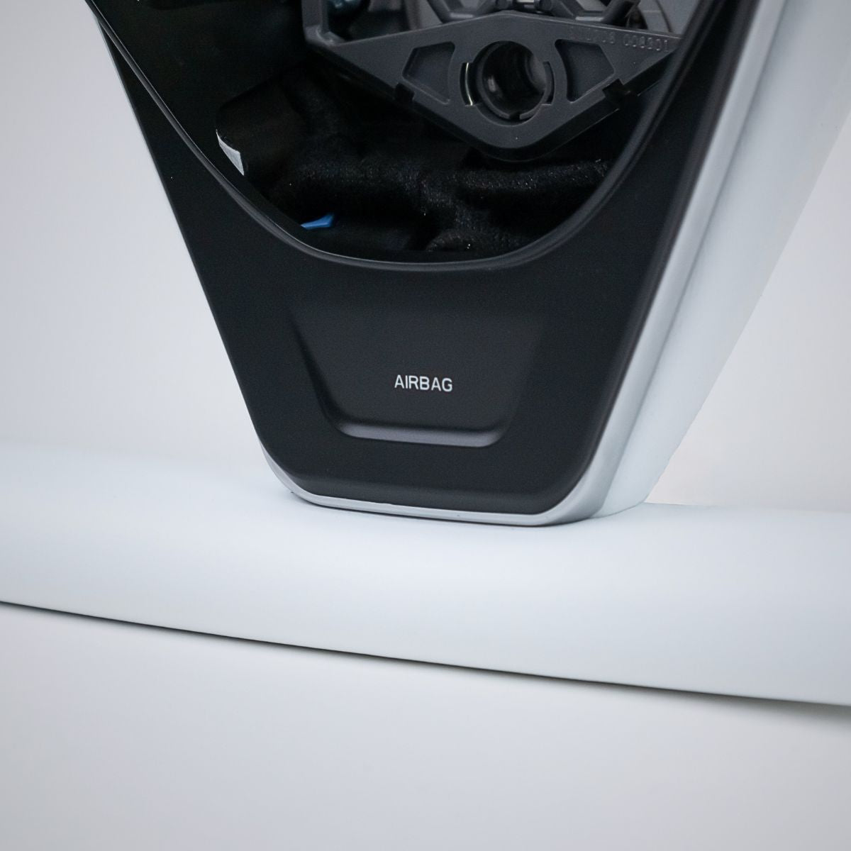 Yoke Plaid Steering Wheel for Tesla Model 3 / Y
